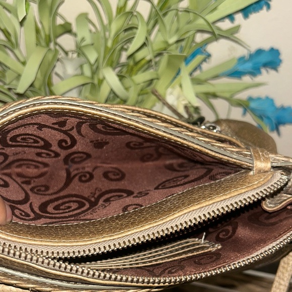 Brighton Crossbody Organizer Handbag - Picture 11 of 16